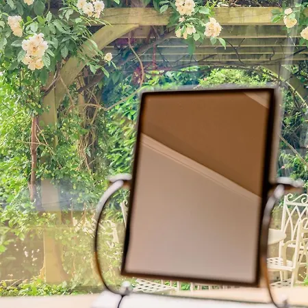 アパート 1 Flaxford House *